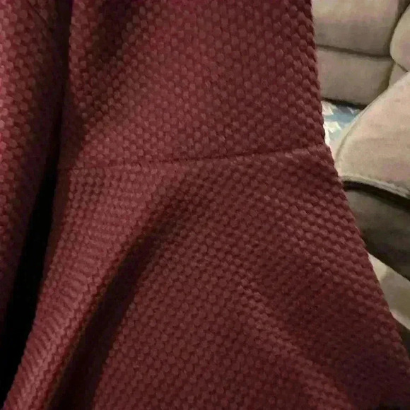 Zara Burgundy Wine Bell SleeveTextured Knit Dot Pattern Hi-Low Hem Size L Large - Picture 7 of 7